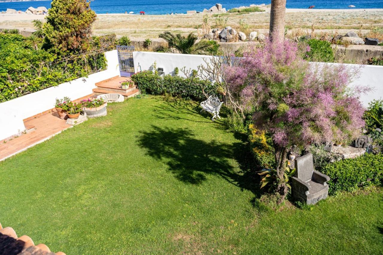 Casa Azzurra Apartment Messina Bagian luar foto