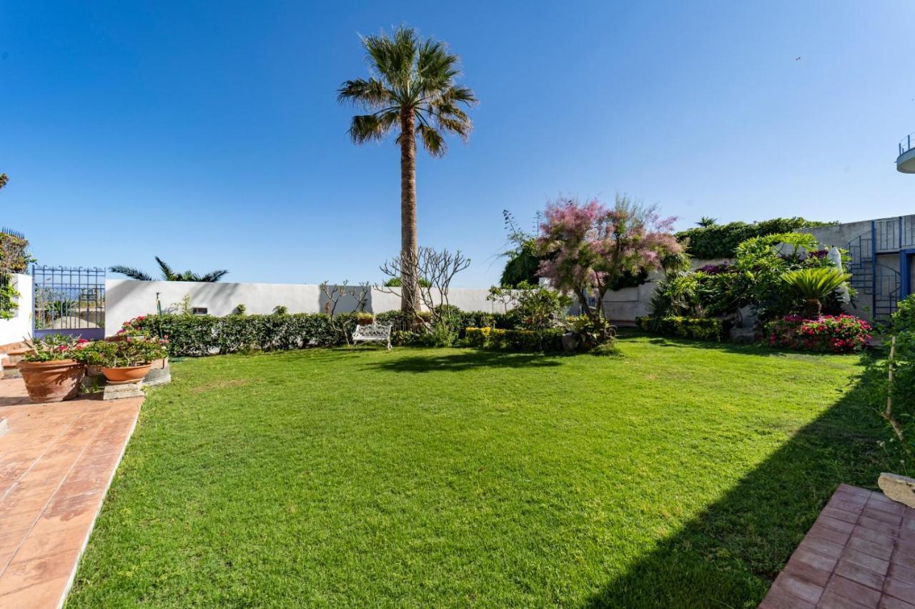 Casa Azzurra Apartment Messina Bagian luar foto